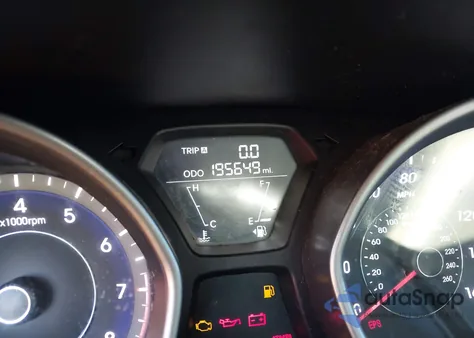 2013 Hyundai Elantra Limited from USA, damaged, VIN 5NPDH4AE6DH420527